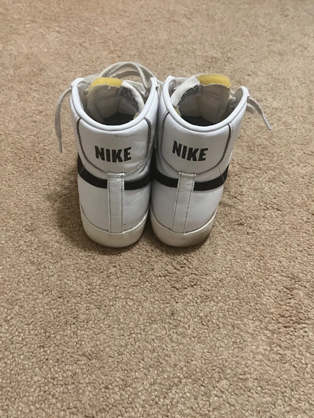 Nike Blazer Mid '77 Vintage High Top White/Black - Men's Size 9.5